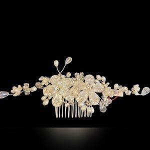 SALE Stunning Gorgeous Bridal Hair Comb NWT 🤩